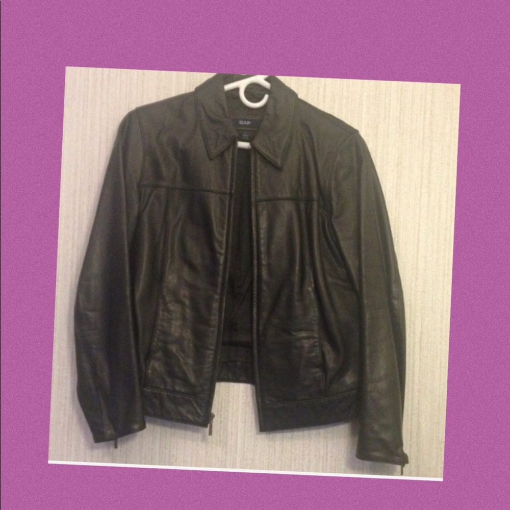 Gap leather